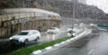 عاصفة تضرب إسرائيل.. فيضانات متوقعة في الأراضي المحتلة