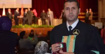 السيسي يمنح أستاذ بجامعة طنطا نوط الامتياز من الطبقة الأولى