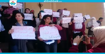 طلاب بجامعة «مصر» يتضامنون مع زميلهم المصاب بالسرطان داخل سجن طره (صور)
