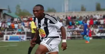 جاكسون موليكا يكشف سر ارتداء قميص نادي الزمالك فيديو