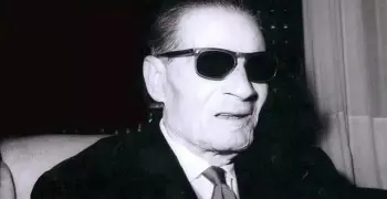 الدعوة للشيوعية وتعليم الخدم.. اتهامات واجهها طه حسين حين طالب بمجانية التعليم