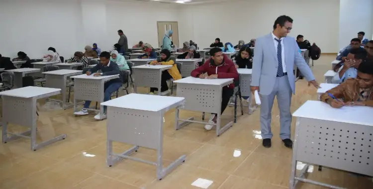  كلية تكنولوجيا الصناعة والطاقة جامعة أسوان 