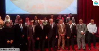 رئيس جامعة القاهرة: «طلابنا وطالباتنا رجالة»