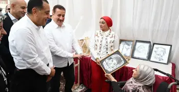 مولودة بلا ذراعين.. رحلة ندى علام من التنمر إلى مكافأة رئيس الوزراء