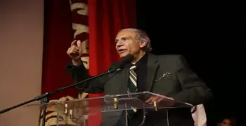 من هو عمرو دوارة الذي توفي اليوم؟.. مؤرخ ومخرج مسرحي