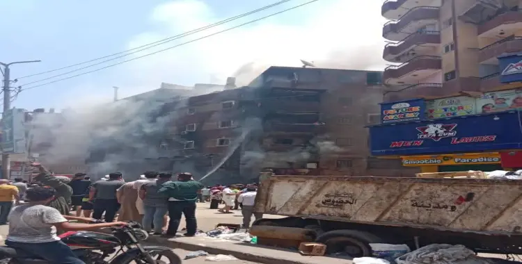  حريق الخصوص.. النيران تندلع من 3 مطاعم ووجود وفيات 