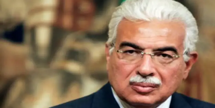  بعلامات الشيخوخة.. ظهور أحمد نظيف في جنازة علي المصيلحي 