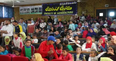 تكريم 120 طفلا في احتفالية كلية زراعة المنيا بيوم اليتيم (صور)