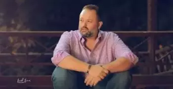 محمد محمود عبدالعزيز يستعيد كواليس «باب الخلق» مع والده خلال ثورة يناير