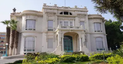 جامعة عين شمس تكشف حقيقة فرض رسوم دراسية 20 ألف جنيه على الطالبات