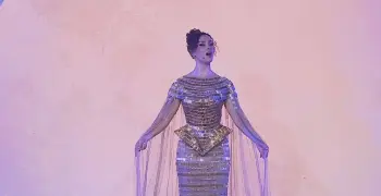 من هي شيرين أحمد طارق التي غنت بافتتاح المتحف المصري الكبير اليوم؟