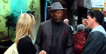 فيلم السهرة.. إثارة وجريمة مع مورجان فريمان في «​​​​​​​​​​​​​​Thick as Thieves»