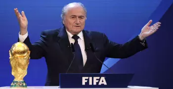 جوزيف بلاتر: لن أرحل عن الفيفا قبل فبراير