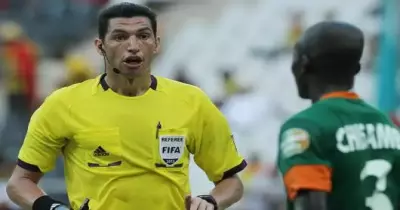 "الكاف" يختار حكاماً مصريين لإدارة نهائي أفريقيا