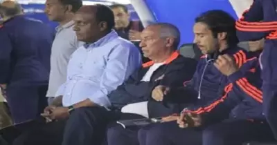 فيريرا يفوز بجائزة أفضل مدرب في مصر