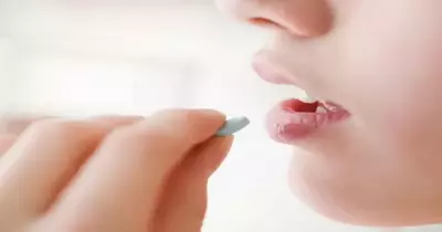 لحبوب منع الحمل فوائد لـ«الآنسات» أيضا