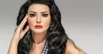 إطلالة جريئة لسمية الخشاب تثير جدل السوشيال ميديا..(صور)