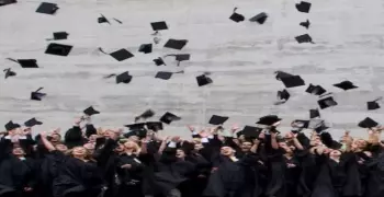 متسبش الجامعة.. إلا وأنت معاك الحاجات دي