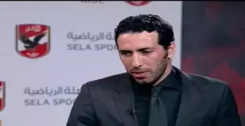 أبو تريكة يجدد ثقته في الأهلي