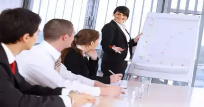 مراكز الدورات التدريبية المعتمدة في الغربية