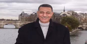 من هو صاحب سؤال شرعية السيسي؟