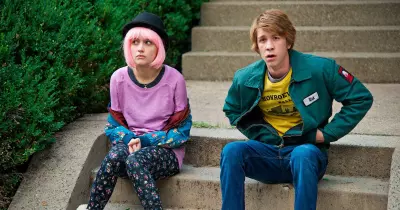 «أنا وإيرل والفتاة المحتضرة» غدا في سينما «دكة أضف»