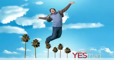 فيلم السهرة.. كوميديا في «Yes Man» الليلة