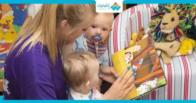 كيف تجعل طفلك مدمنا للقراءة من عامه الأول؟