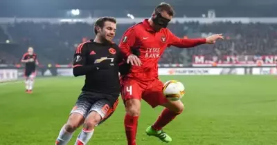 هزيمة مانشستر يونايتد أمام متيولاند (2-1)