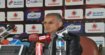 من سيقود الأهلي أمام المقاصة؟.. «زيزو» يُجيب