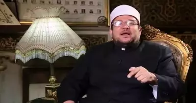 وزير الأوقاف يشيد بغلق زوايا الصلاة بجامعة القاهرة