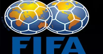  «الفيفا» يعاقب «سيديبي» بإلايقاف 5 سنوات وغرامة 20 ألف فرانك