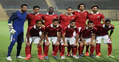 الأهلي يواجه «ريكرياتيفو» في مباراة الحسم الليلة.. مسمار الوسط يغيب