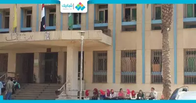 ورشة لتعليم رسم البورتريه بكلية أثار «القاهرة»