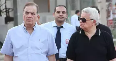 مرتضى منصور يتحدث مع «ماكليش» عن الصلاحيات الفنية.. (فيديو)