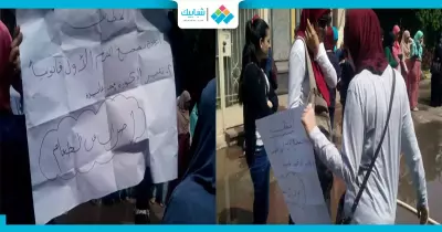 «بنات عين شمس» يُضربن عن الطعام (صور)