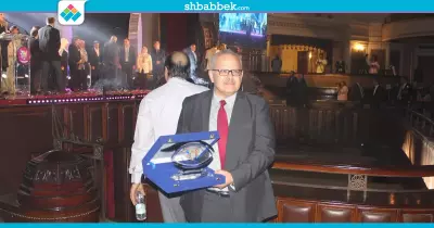 جامعة القاهرة تحصل على درع التميز بمهرجان «إبداع4»