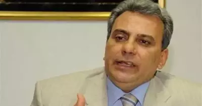 جابر نصار لطالبة تريد التظاهر: «مش من حقك»