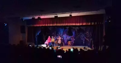 الشيطان يحاول التفريق بين عائلة «آثار القاهرة» (صور)