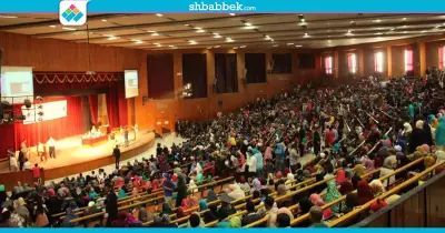 صور| عميد «زراعة أسيوط» يكرم الدفعة 54 بحفل تخرجهم