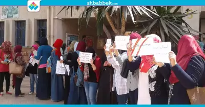 صور| وقفة لطلاب «تمريض الإسكندرية» تنديدا بـ«قصف حلب»