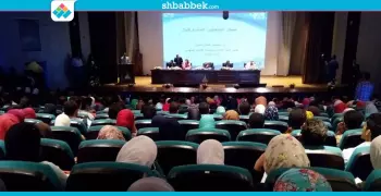 عميد المسرح السعودي: الشباب العربي يستطيع أن يزلزل العالم