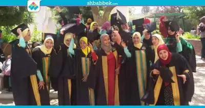 صور| حفل تخرج كلية بنات عين شمس