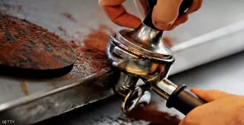 لا تتخلصوا  منها.. بقايا القهوة «في خدمة البيئة» الآن