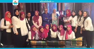 محمد هنيدي يشارك طلاب بإعلام القاهرة مشروع تخرجهم (صور)