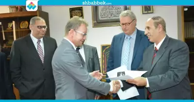 جامعة أسيوط تدرب أطباء من ألمانيا بمجال جراحات مسالك الأطفال