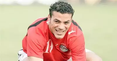 منع عمرو زكي من السفر بسبب حكم قضائي