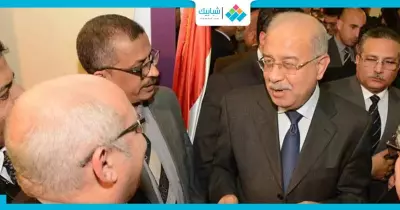 رئيس الوزراء يتفقد غرفة عمليات «التربية والتعليم» في زيارة مفاجئة