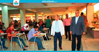 رئيس جامعة أسيوط يتفقد الاستعدادات الطبية بلجان الامتحانات