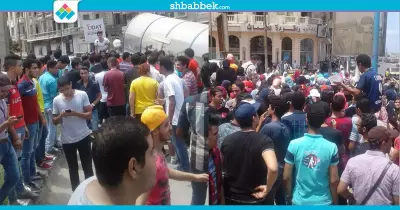 صور| تظاهر طلاب الثانوية بالإسكندرية اعتراضا على تأجيل الامتحانات